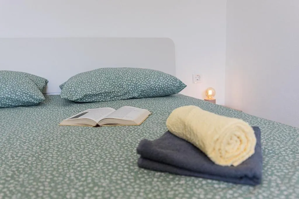Apartment Olive Garden Near Pula 3 Km From Center And Only 4 Km From The Beach For 4 Persons Croatia