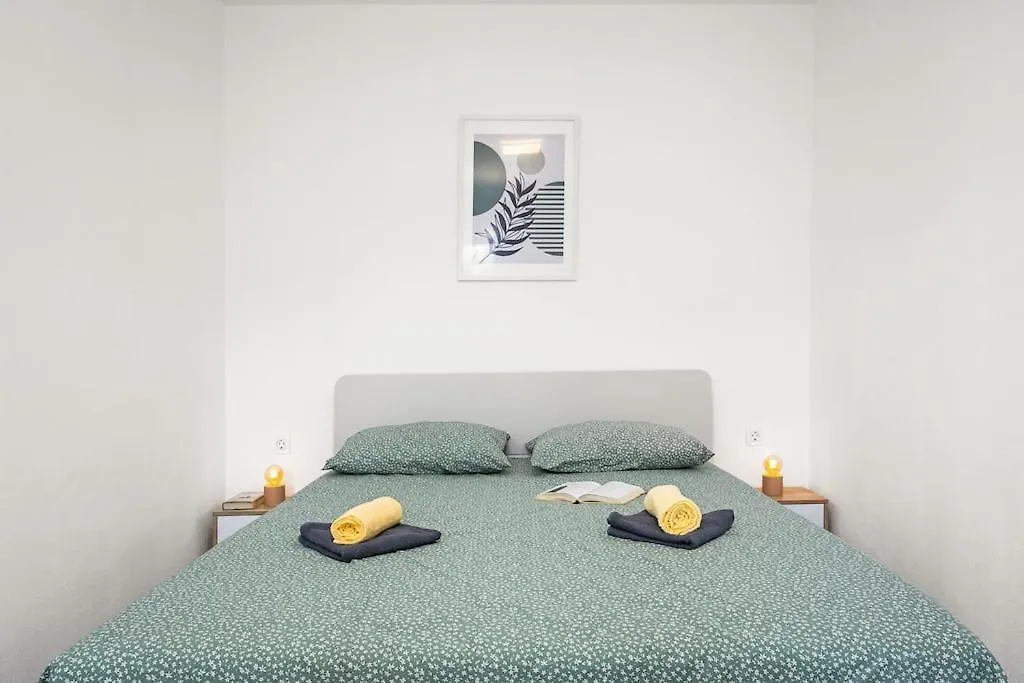 Apartment Olive Garden Near Pula 3 Km From Center And Only 4 Km From The Beach For 4 Persons 0*,